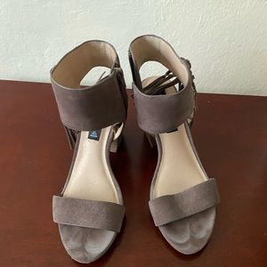 STEVEN by Steve Madden “Luisa”